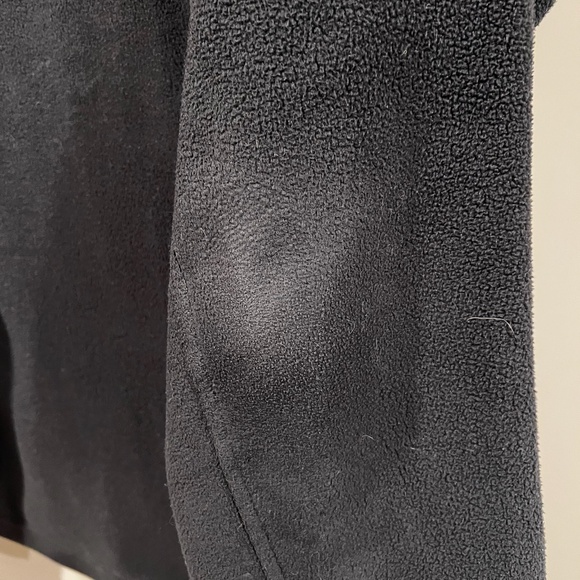 Men's Northface Fleece Jacket - Picture 5 of 6